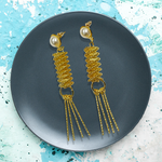 Elegant Twist Gold Earrings with Dangling Pearl – Sophisticated Jewelry for Women – 2730